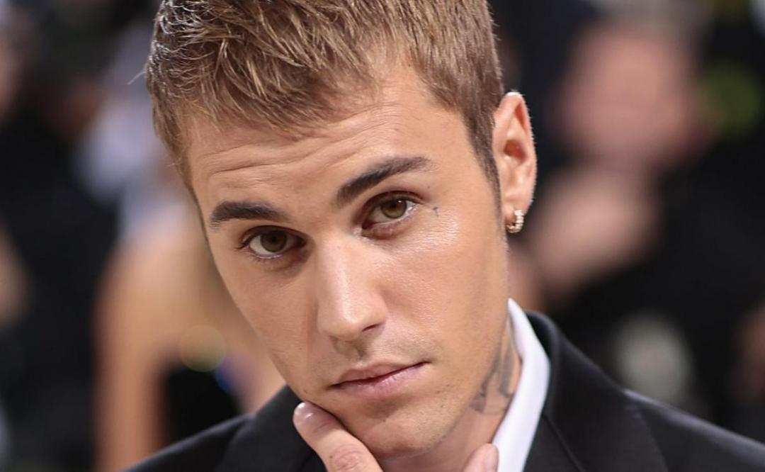 Justin Bieber muestra su cara tras sufrir parálisis por síndrome Ramsay Hunt