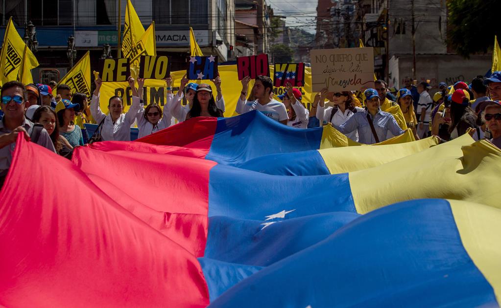 Con menor afluencia, vuelven a marchar en Venezuela 