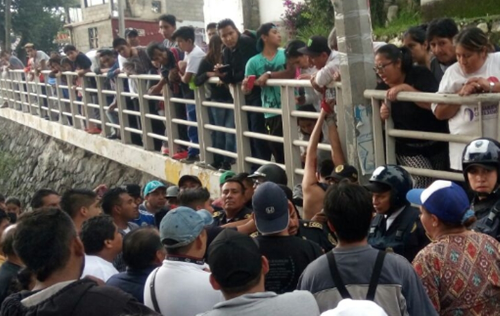 Rescatan a presunto secuestrador de ser linchado en Cuajimalpa