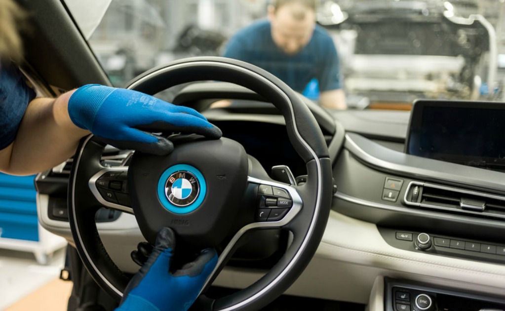 BMW celebra el inicio de las obras de su nueva planta en México