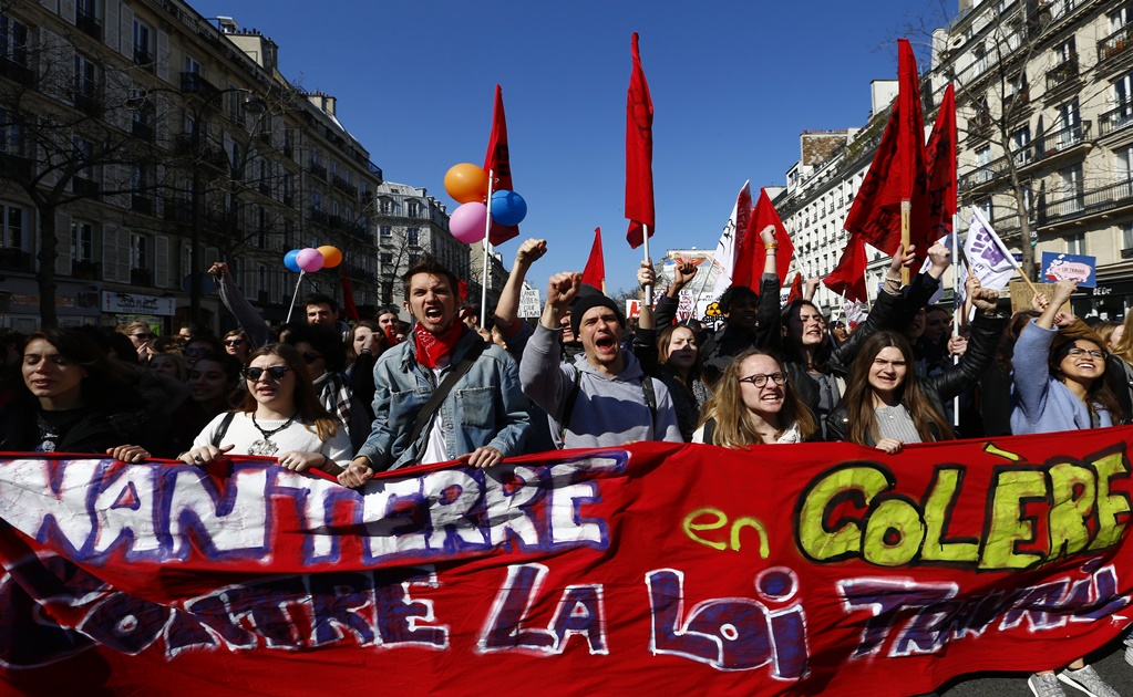Estudiantes marchan en Francia contra reforma laboral 