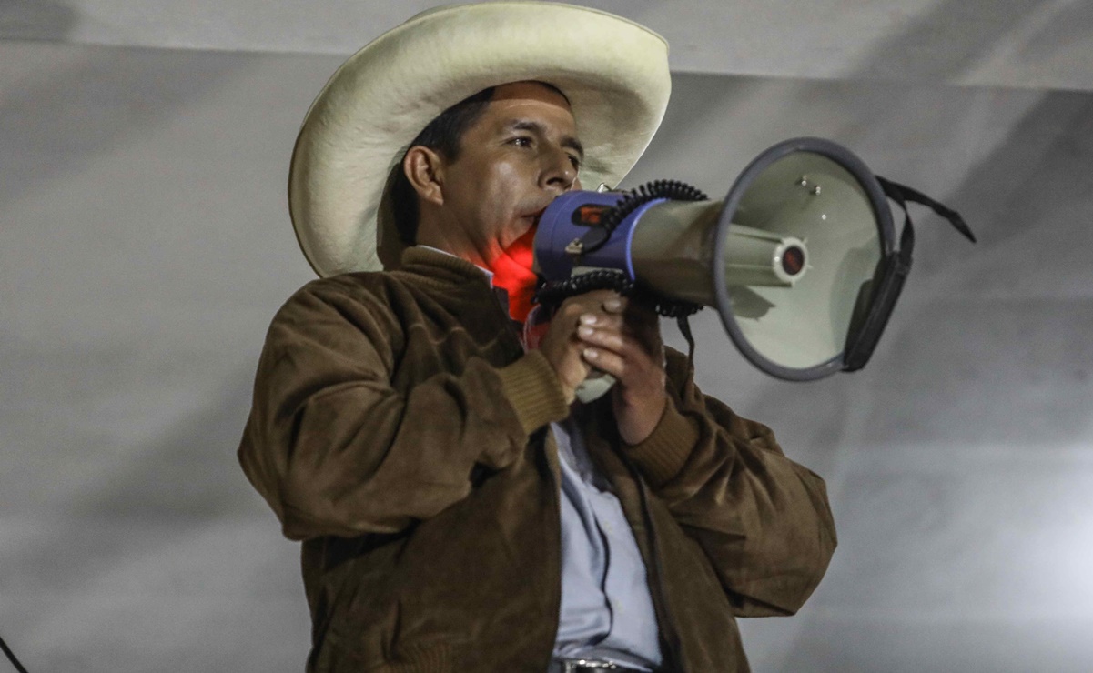 Pedro Castillo, candidato izquierdista, pide “calma” a sus simpatizantes en Perú