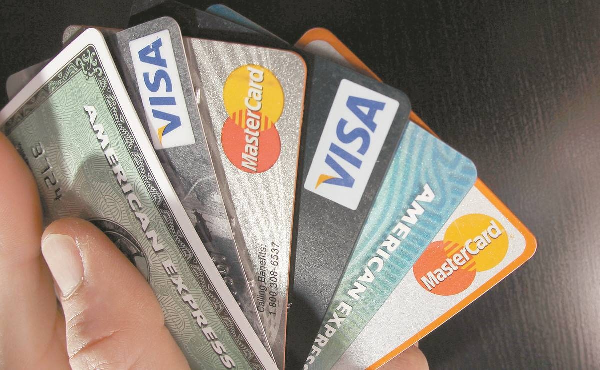 Se desacelera el ritmo de cancelación de tarjetas de crédito