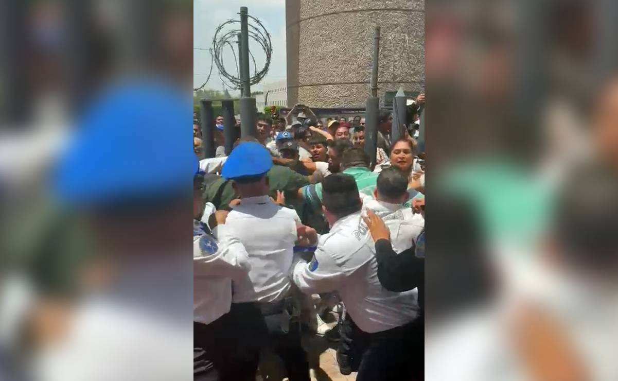 Con empujones, policías agreden a diputados del PT afuera del Palacio de Justicia de la Judicatura