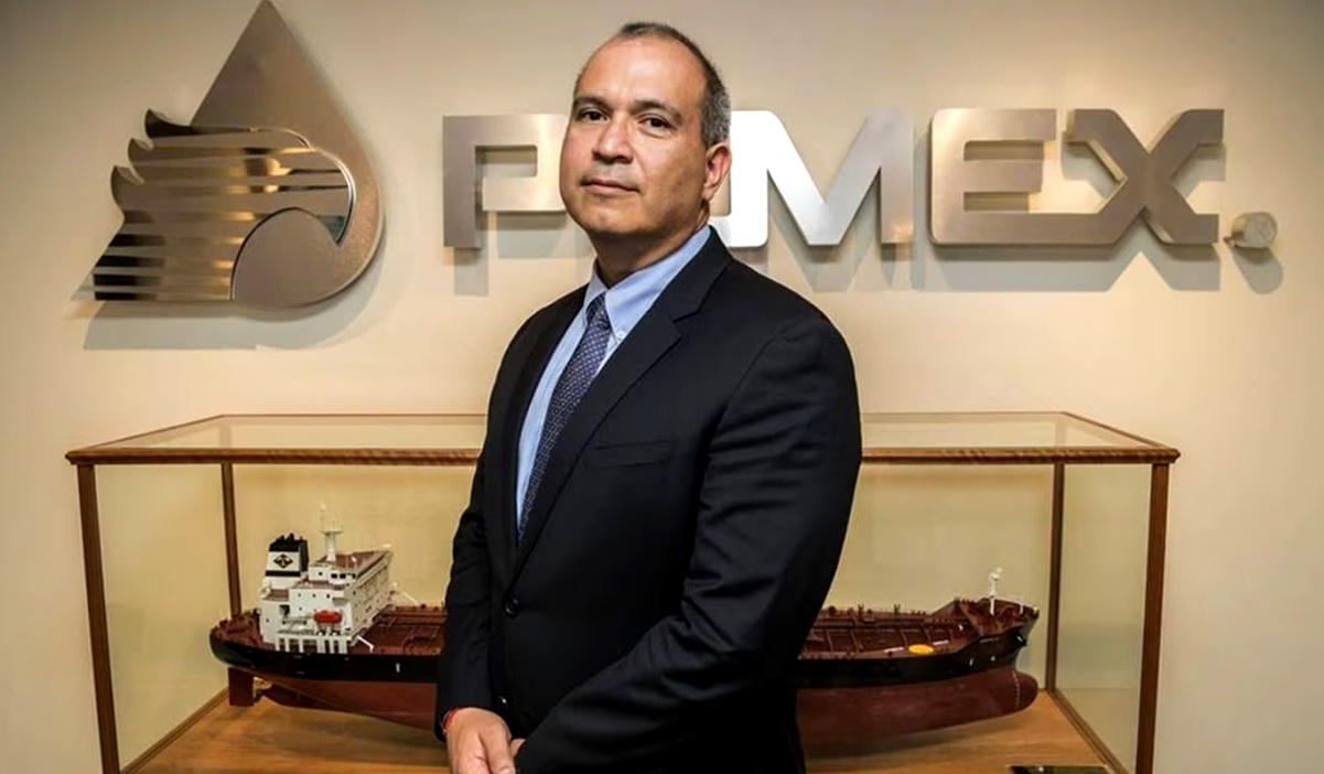 Carlos Treviño, exdirector de Pemex, se ampara contra omisión de FGR por orden detención