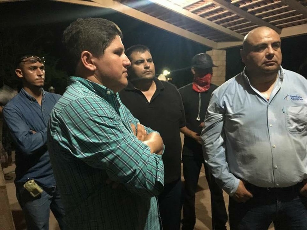 Yaquis retienen a trabajadores de gasoducto en Aguaprieta