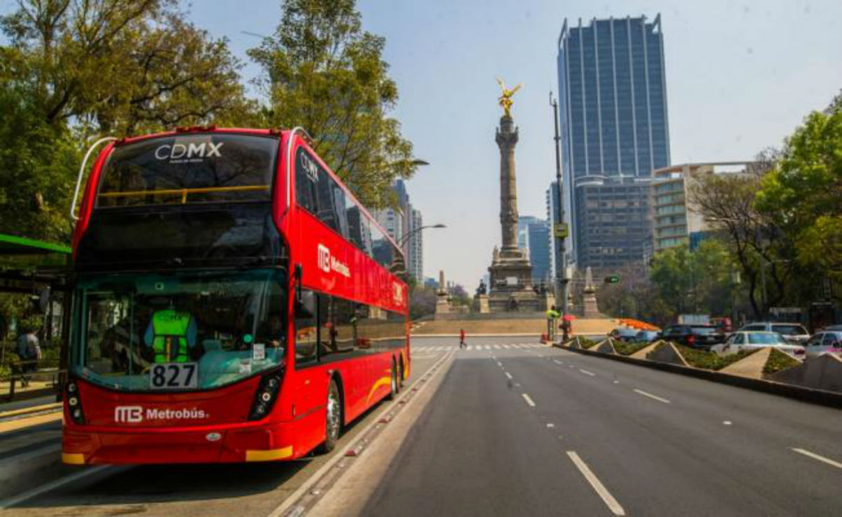 Metrobús interrumpirá servicio por desfile de la Revolución Mexicana