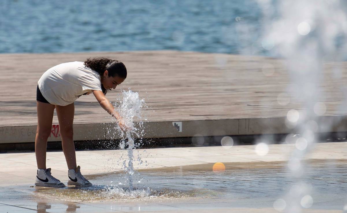 Niña de un año olvidada por su padre en el coche muere por el calor en Italia