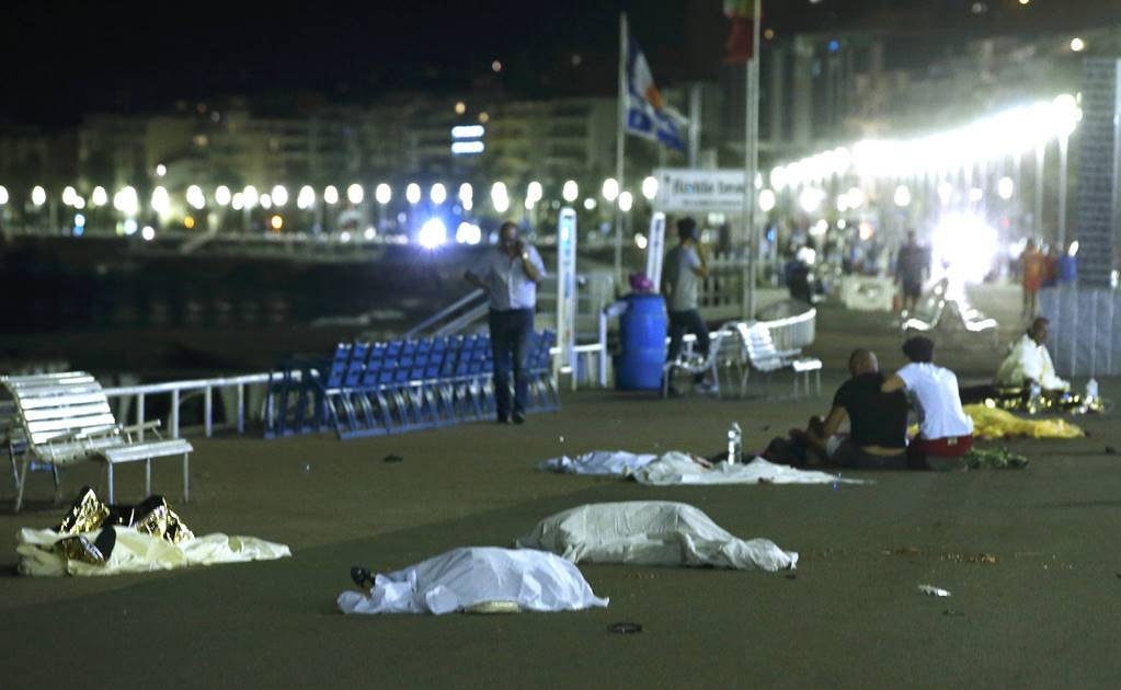 Ataque en Niza deja 70 muertos