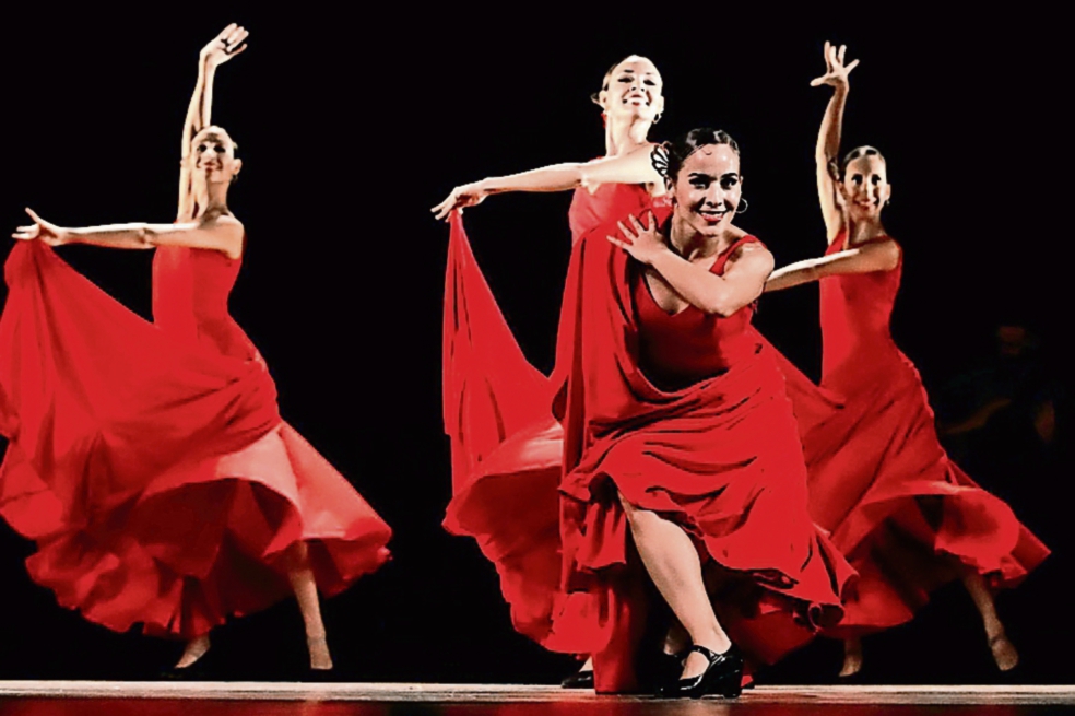 Espectáculo cubano de danza y música, en México
