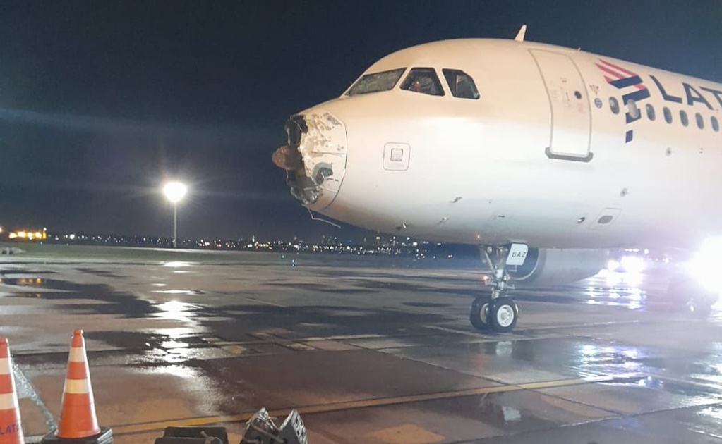 Avión aterriza de emergencia en Paraguay tras perder un motor, en medio de una tormenta