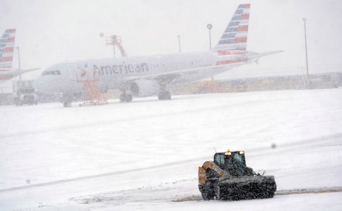 Tormenta invernal se extiende de Texas a Maine: cancelan 5 mil vuelos