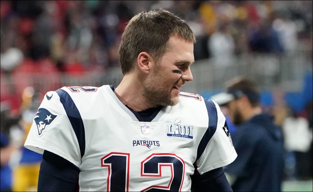 Los Patriots extienden contrato a Tom Brady