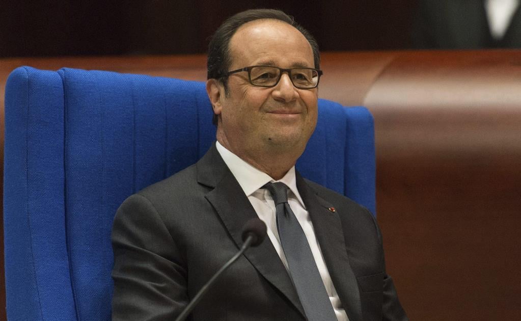 Francois Hollande dice estar dispuesto a reunirse con Vladimir Putin 