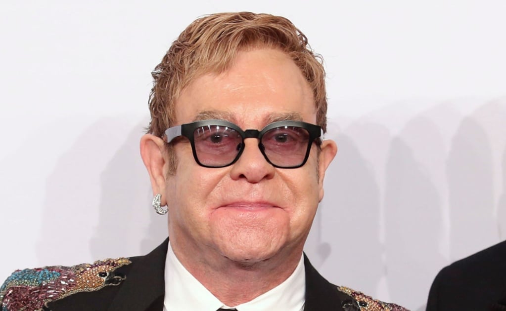 Elton John trabaja en musical de "El Diablo viste a la moda"