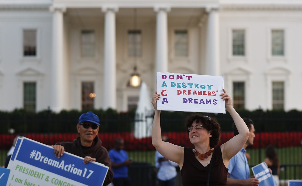 Nueva York alista demanda para proteger a dreamers tras fin de DACA