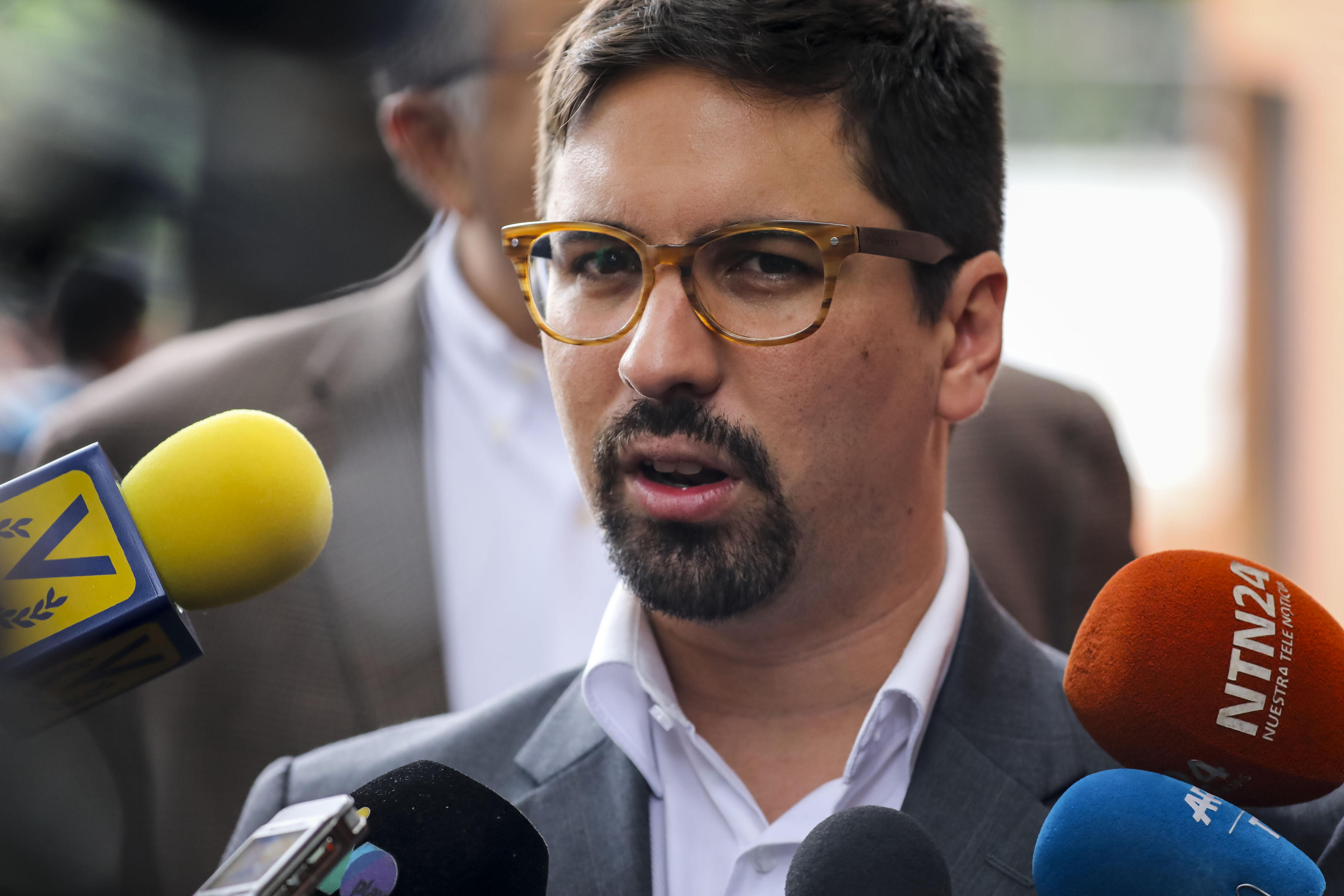 Parlamento venezolano desconoce su anulación a manos de Constituyente