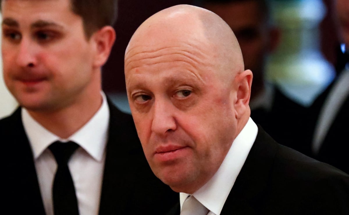 Jefe de mercenarios rusos acusa de "traición" al Estado Mayor ruso