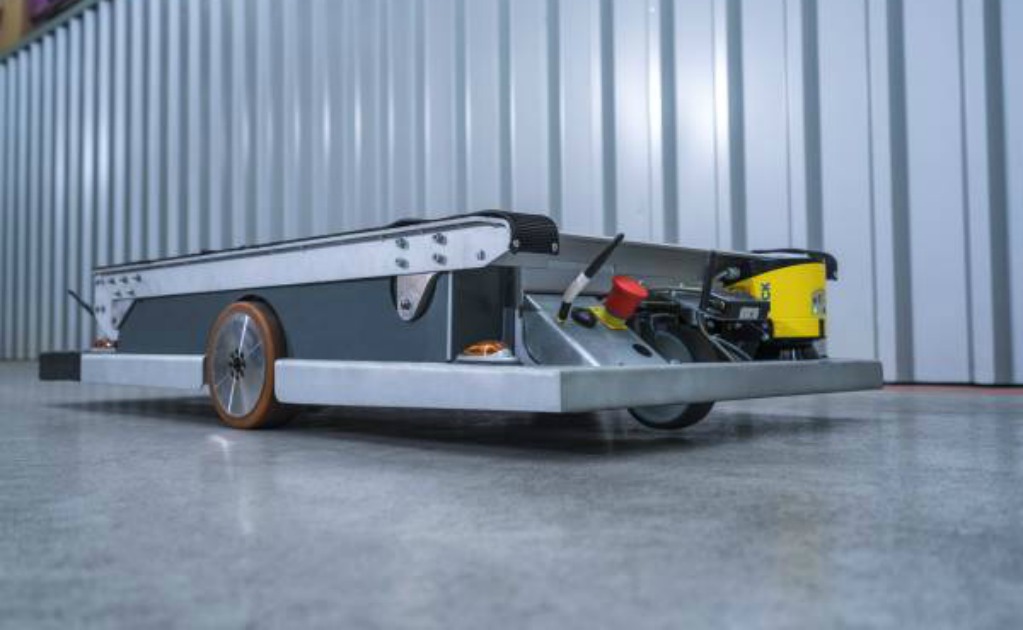BMW Group introduce robots autónomos en la Logística de Suministro