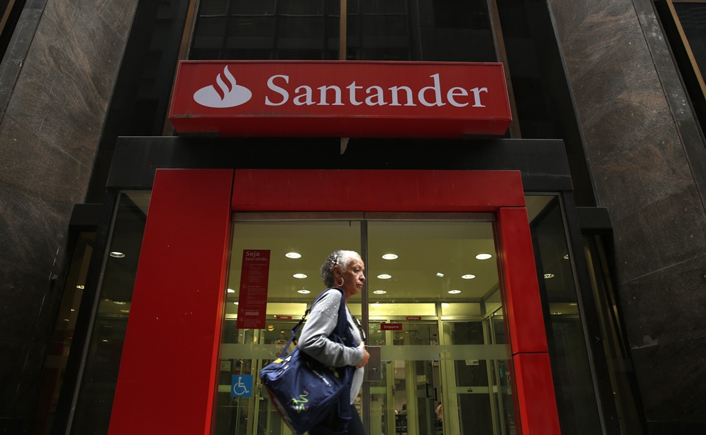 Grupo Santander toma control de 91.6% de su operación en México