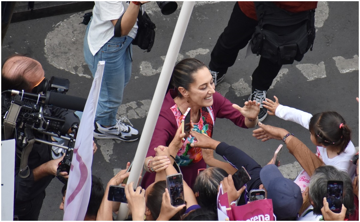 MXM Claudia Sheinbaum y Clara Brugada arrancan campaña en el Zócalo de la CDMX