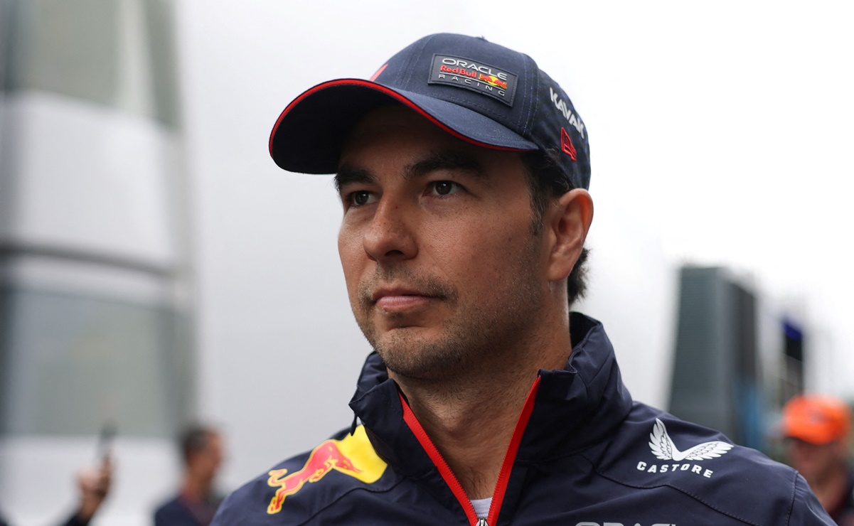 Checo Pérez "echó lámina" y recibió el premio al mejor rebase de julio de la Fórmula 1