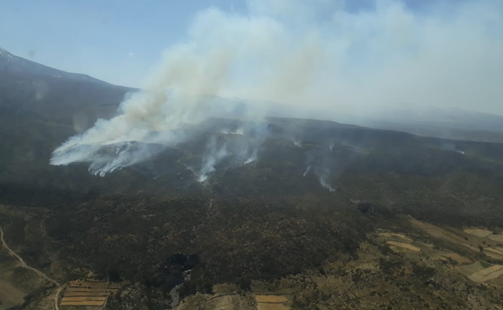 Incendio forestal en el sur de Perú daña casi 2 mil hectáreas de campos