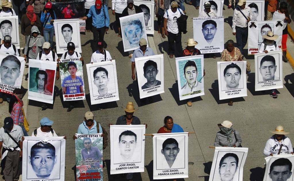 Ayotzinapa: Video shows federal authorities torturing suspect