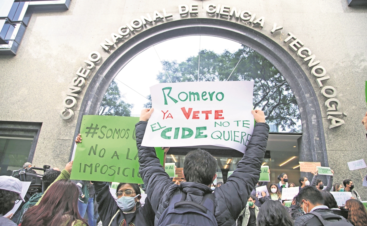 Alumno “hostigado” por director del CIDE levanta queja