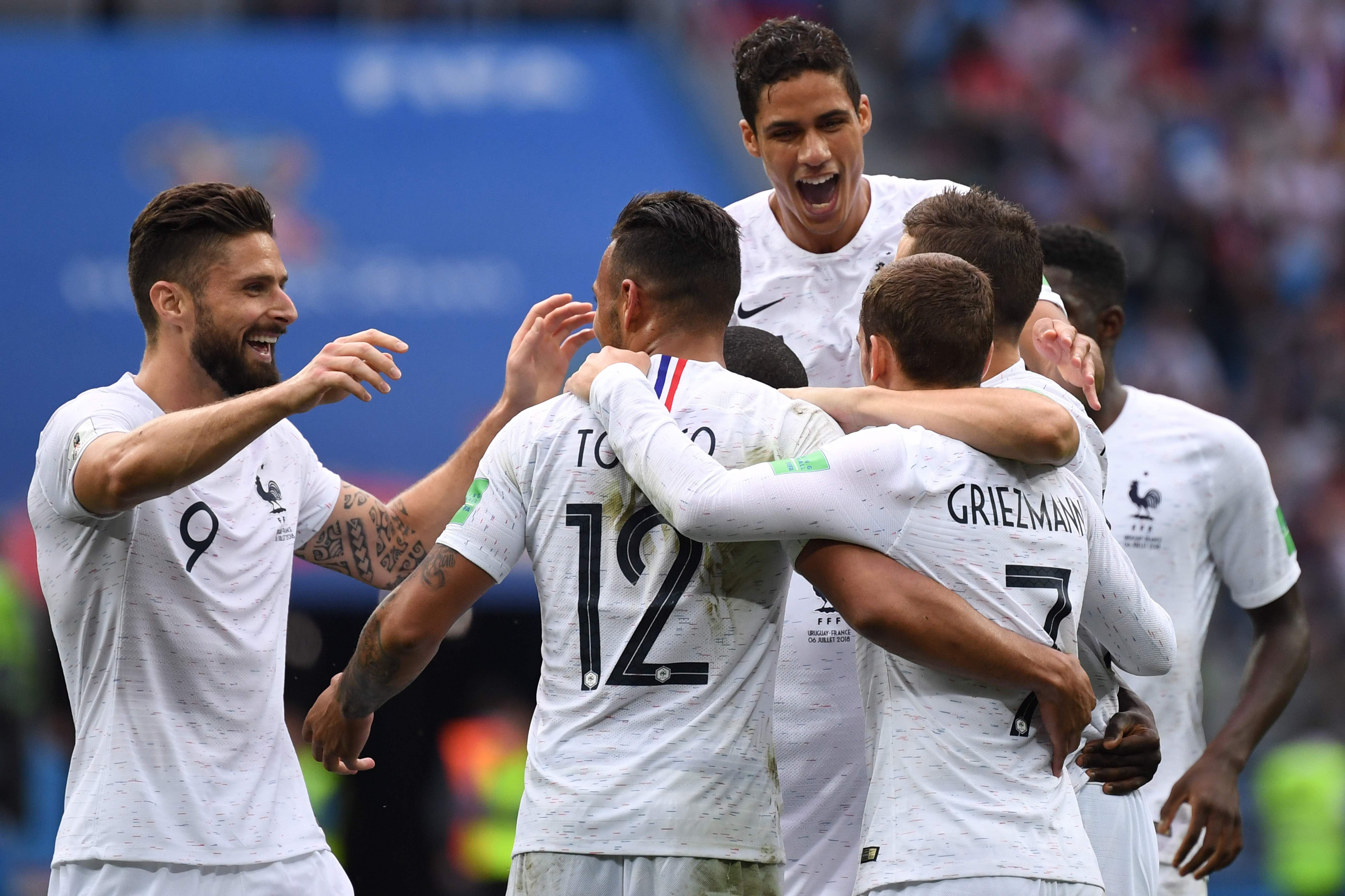 Francia avanza a semifinales tras vencer a Uruguay