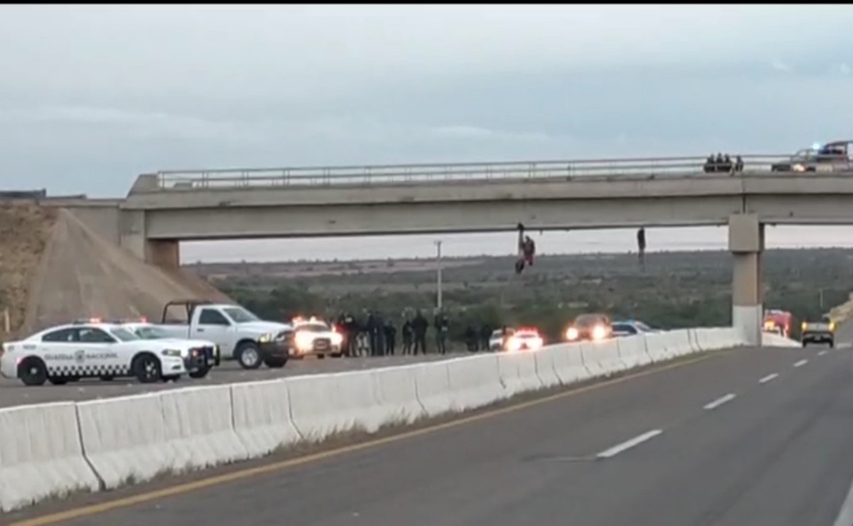 Hallan tres cuerpos colgados en puente vehicular de Fresnillo, Zacatecas