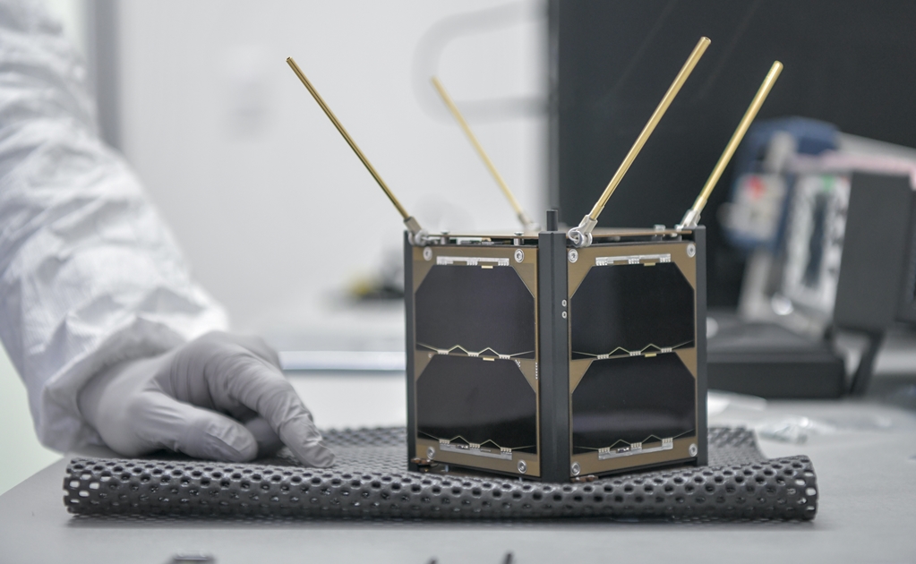 Nanosatélite mexicano llega a NASA para pruebas finales 