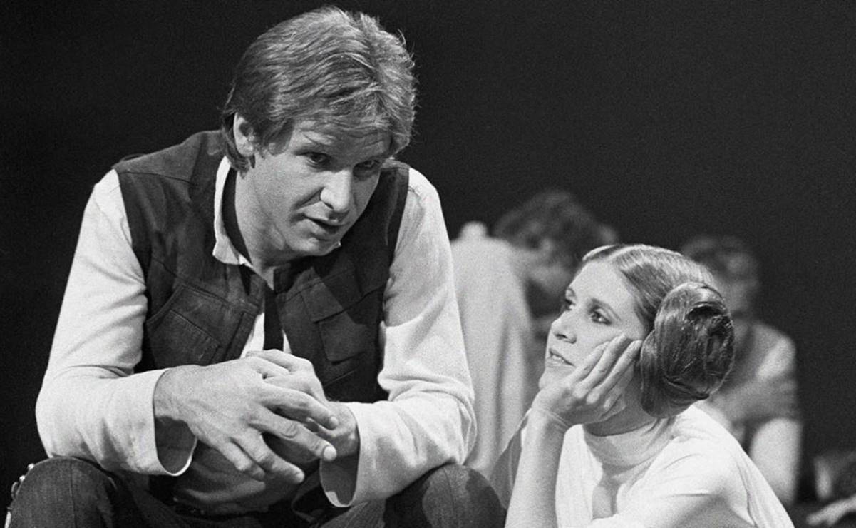Cuando Harrison Ford se convirtió en el salvador y el enamorado de Carrie Fisher 