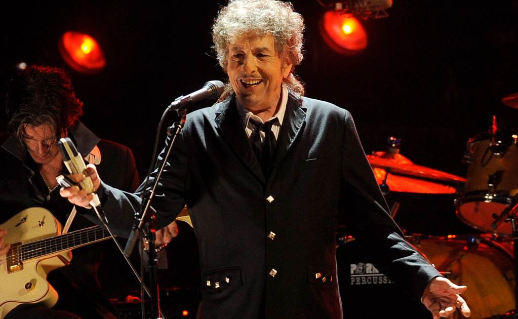 Bob Dylan es el cantautor más importante, según "Rolling Stone"
