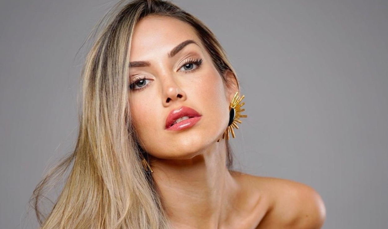 Ex de Luis Miguel colapsa las redes con bikinis: Top 5