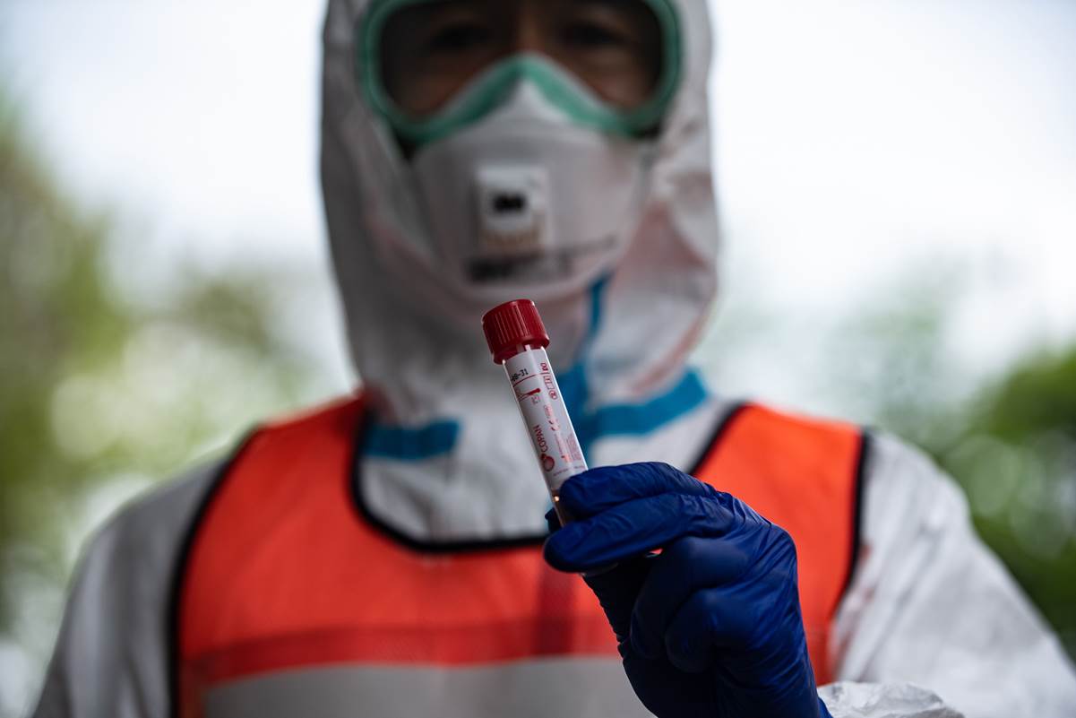 España entre países de OCDE con más test de coronavirus y México entre menos
