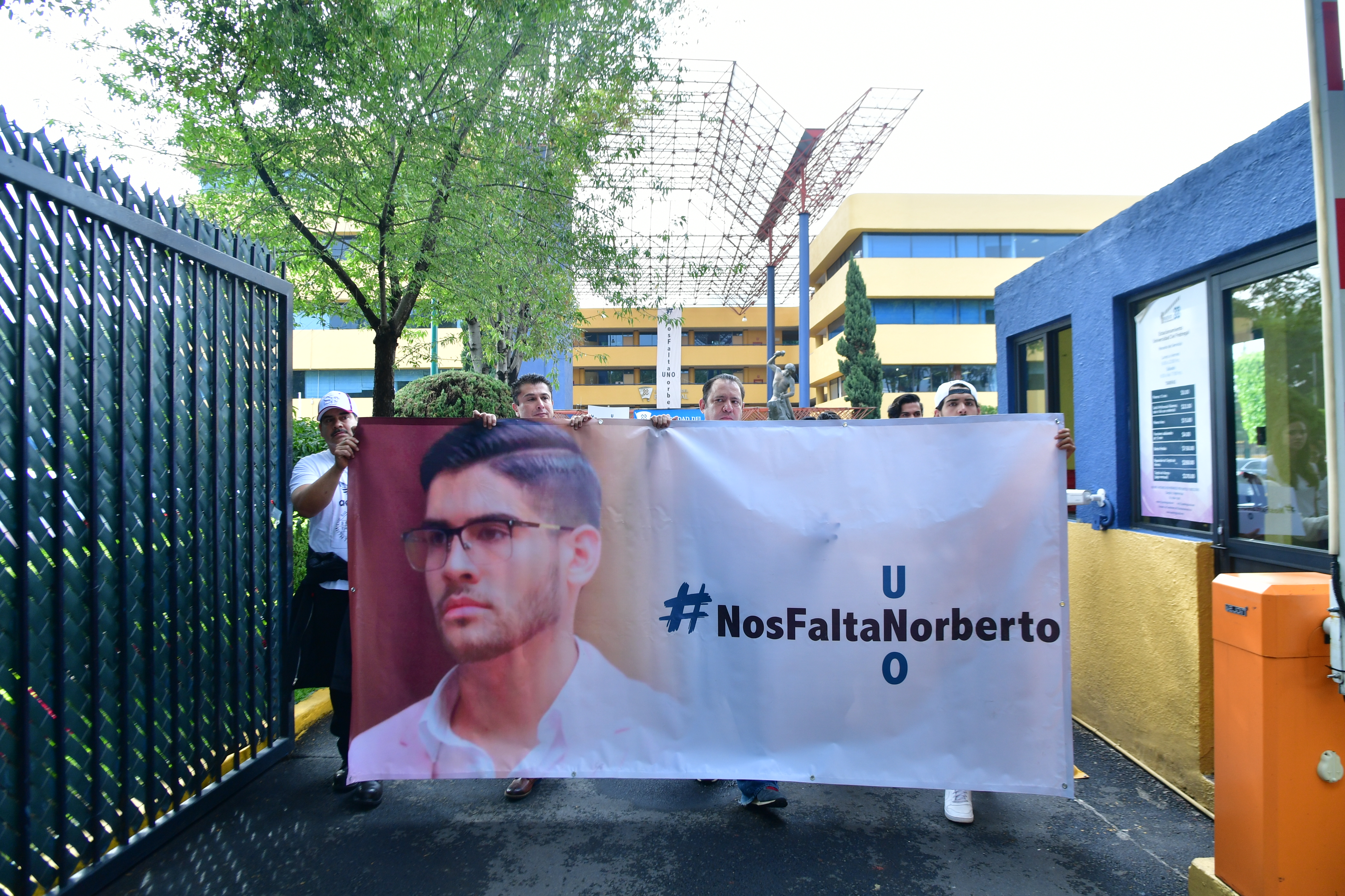 Unión Nacional de Padres de Familia lamenta muerte de Norberto Ronquillo