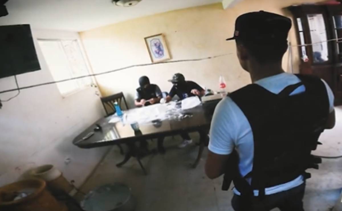 En las entrañas del Cártel de Sinaloa: menores, reclutados para armar 21 mil cápsulas de droga a la semana