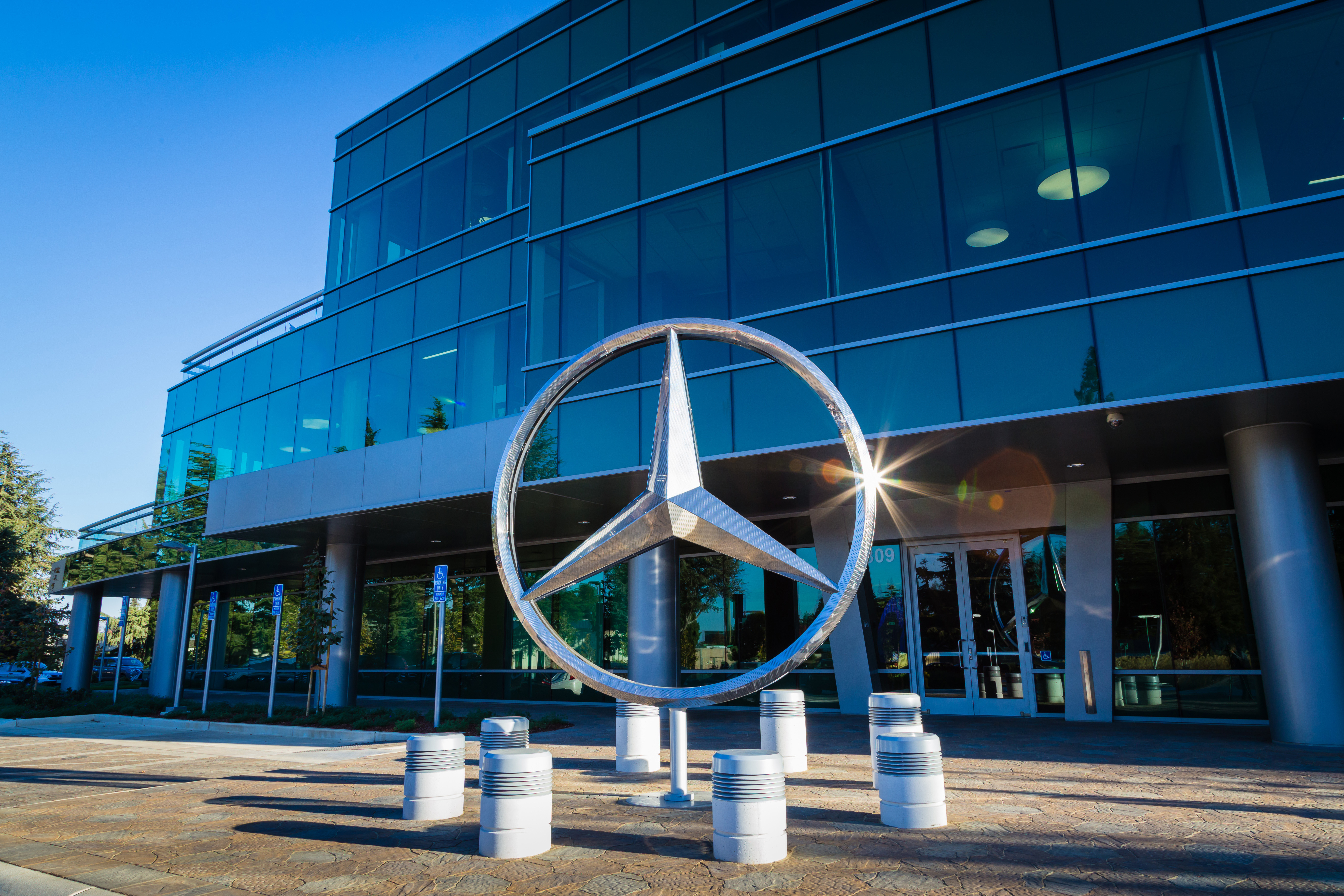 Daimler presenta una nueva estructura para la compañía