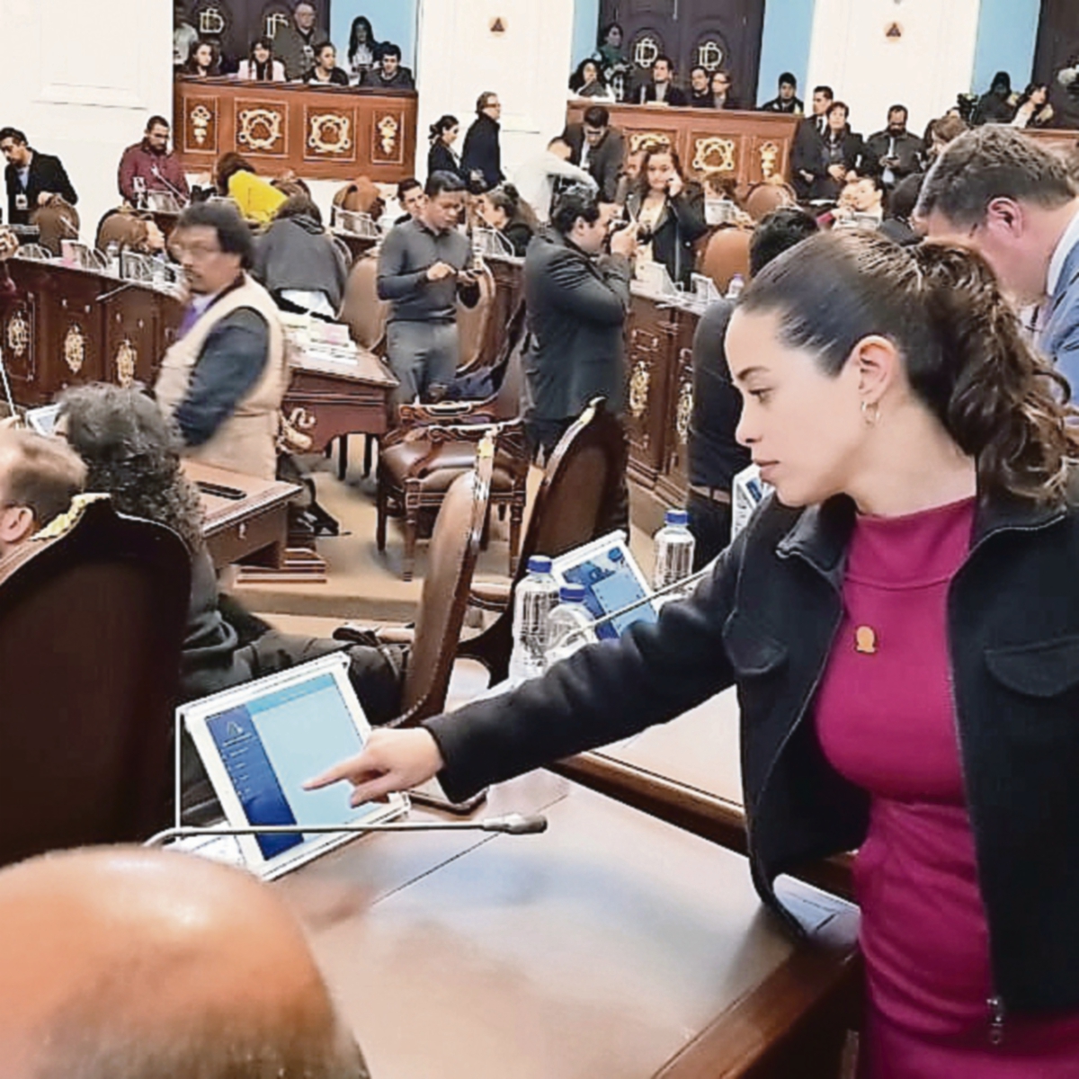 Tablets de diputados, caras y no funcionan