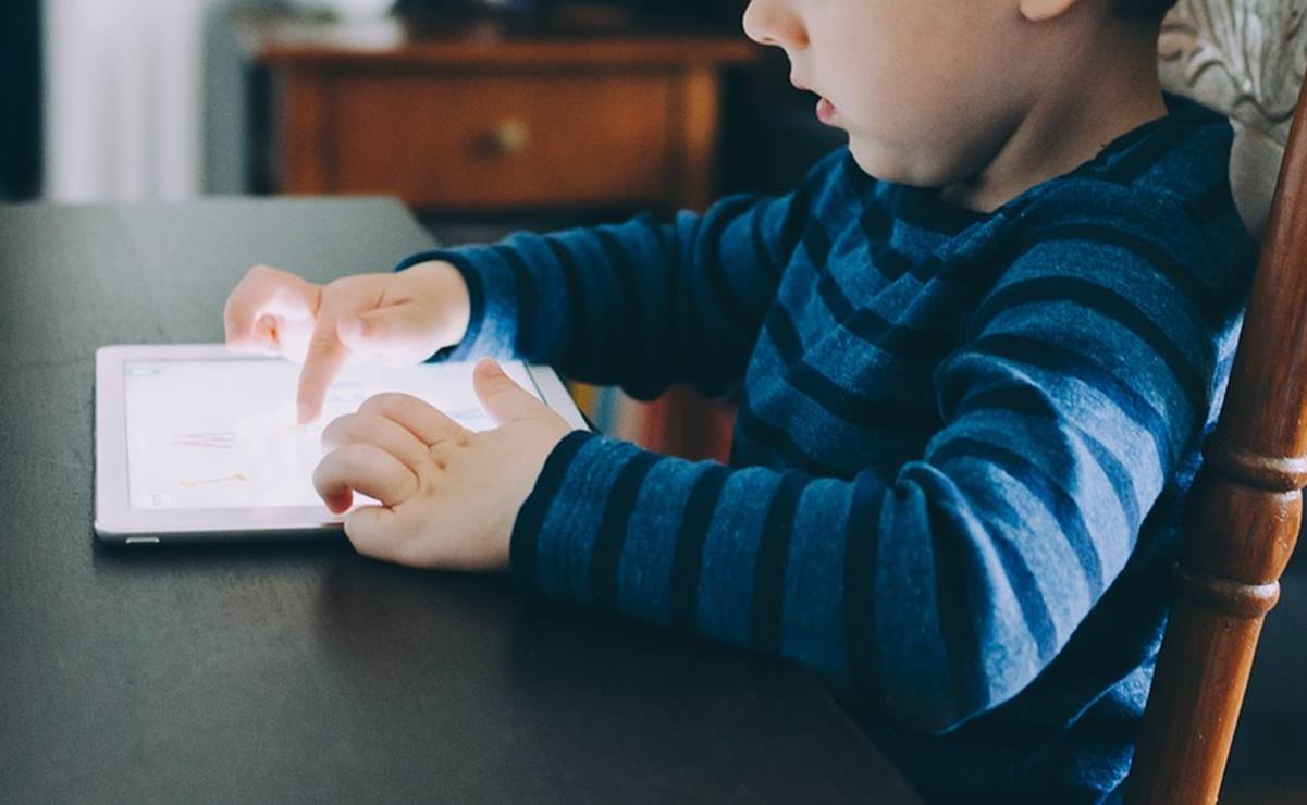 Niño compra por accidente muebles por internet con un valor de 2 mil dólares