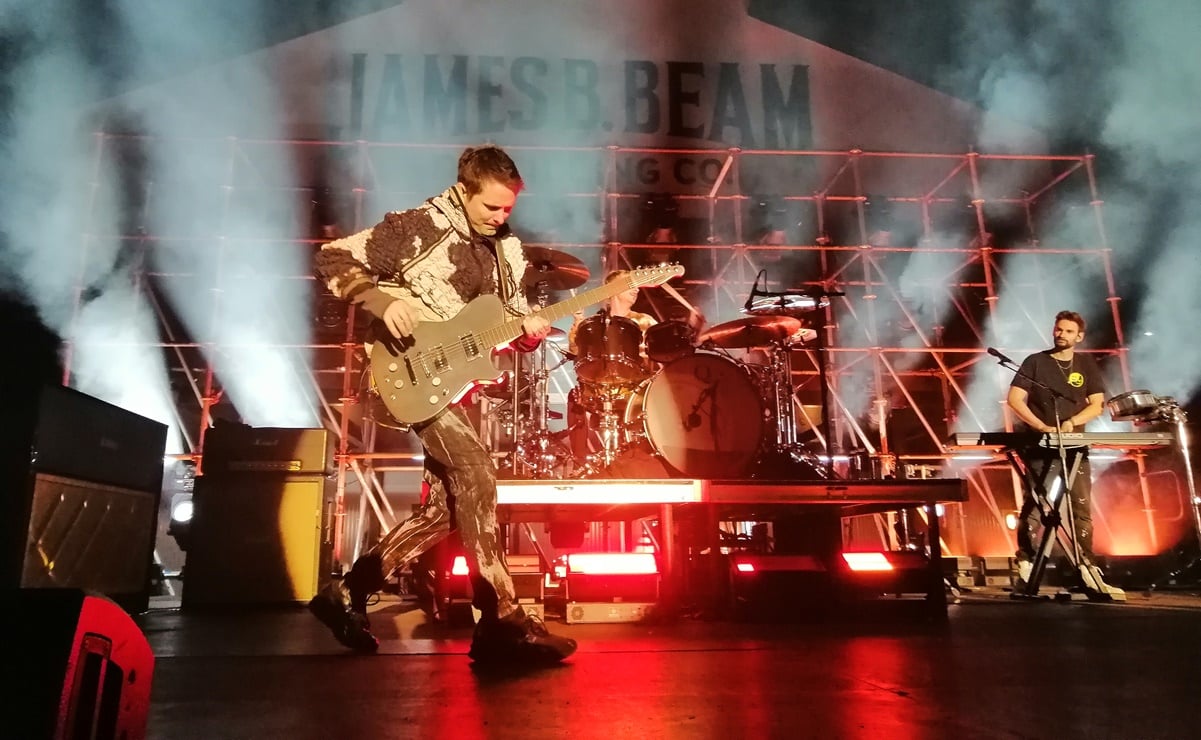 La banda británica Muse ofrece concierto en Clermont, Kentucky