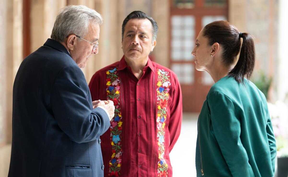 Sheinbaum se reúne con gobernadores de Sinaloa y Veracruz para revisar convenio de digitalización de trámites 