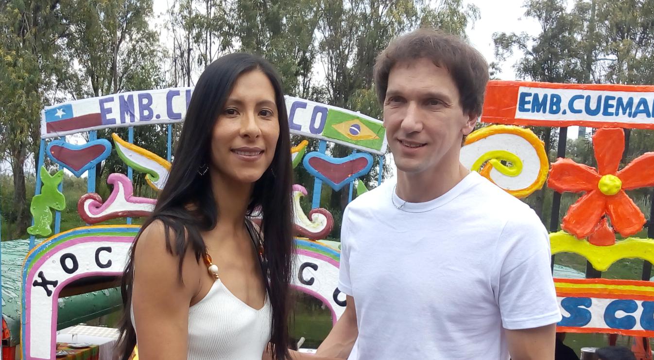 Elisa Carrillo celebra 16 años de matrimonio con Mikhail Kaniskin y lo celebra en Xochimilco