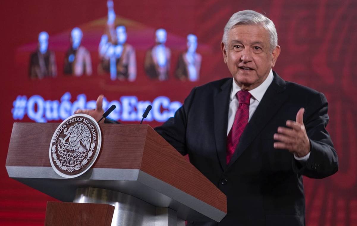 No vamos a engancharnos con Trump por construcción del muro: AMLO