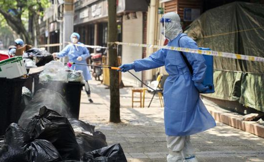 China registra 39 muertos por coronavirus en Shanghái y casos nuevos en Beijing