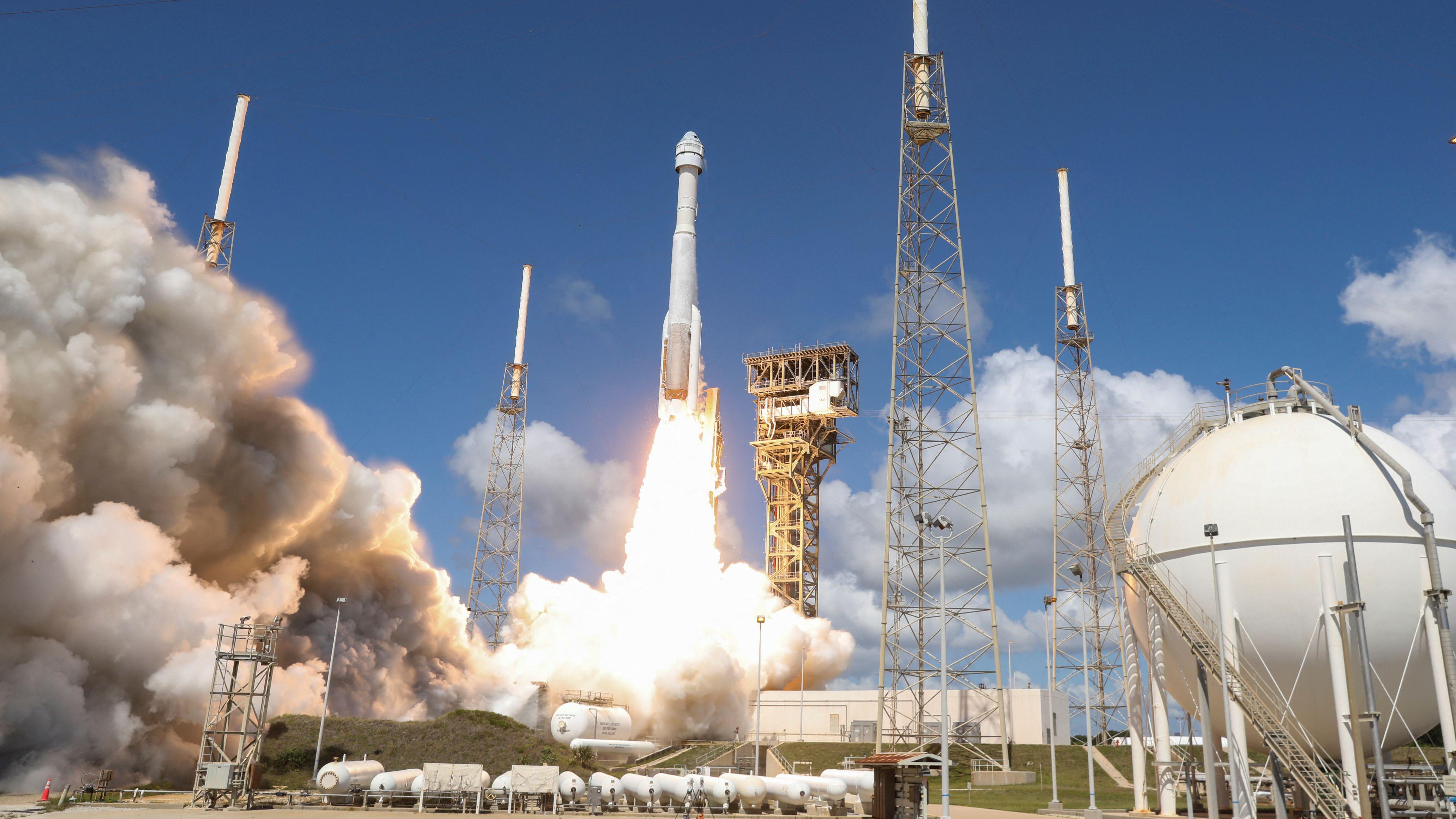 Posponen de nuevo el regreso de la primera cápsula tripulada de Boeing desde la Estación Espacial Internacional