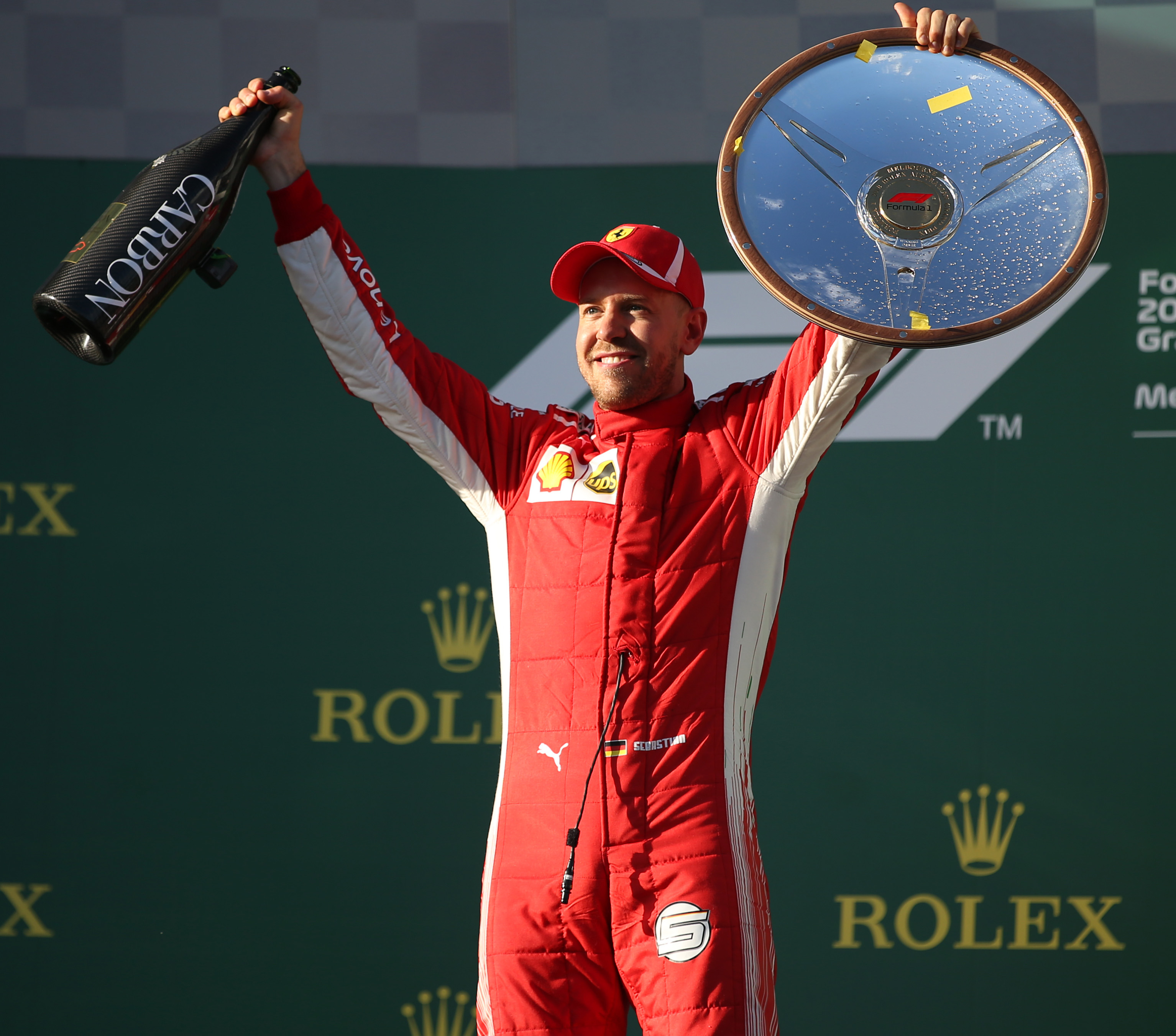 Sebastian Vettel gana el Gran Premio de Australia