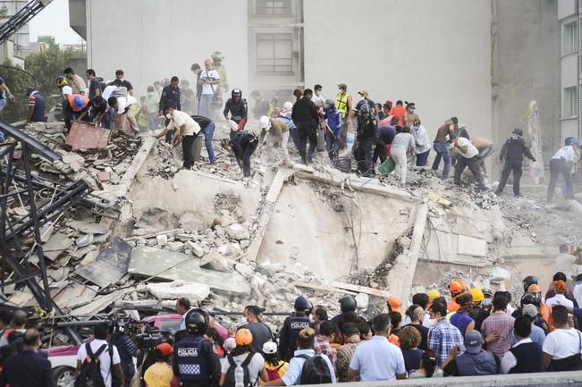 Carlos Peñafiel vivió terremotos de 1985 y 2017