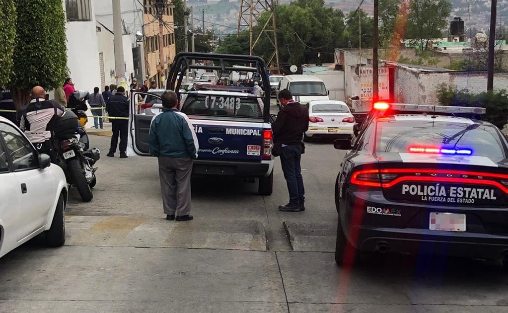 Asesinan a dos hombres durante balacera en Naucalpan